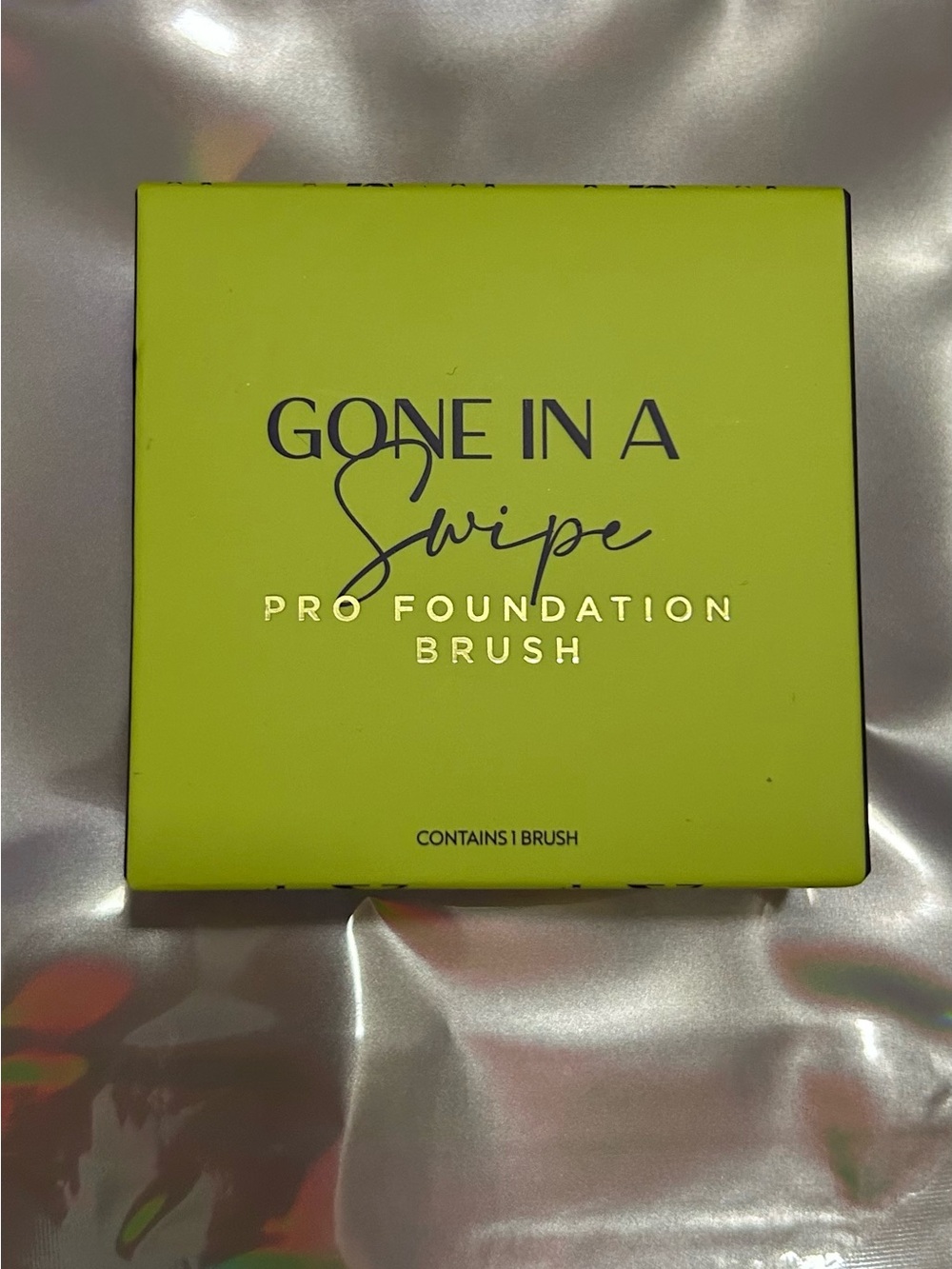LWYA Gone In A Swipe Pro Foundation Brush